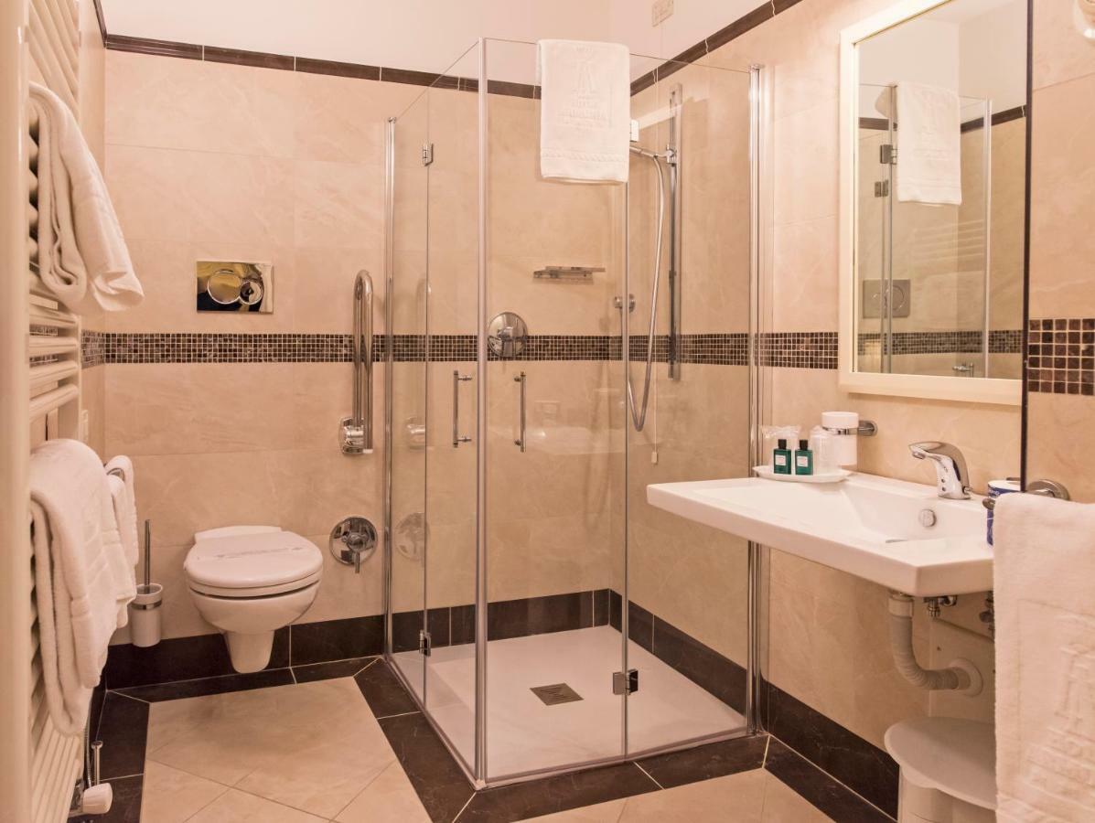 Hotel Armonia Pontedera Ngoại thất bức ảnh